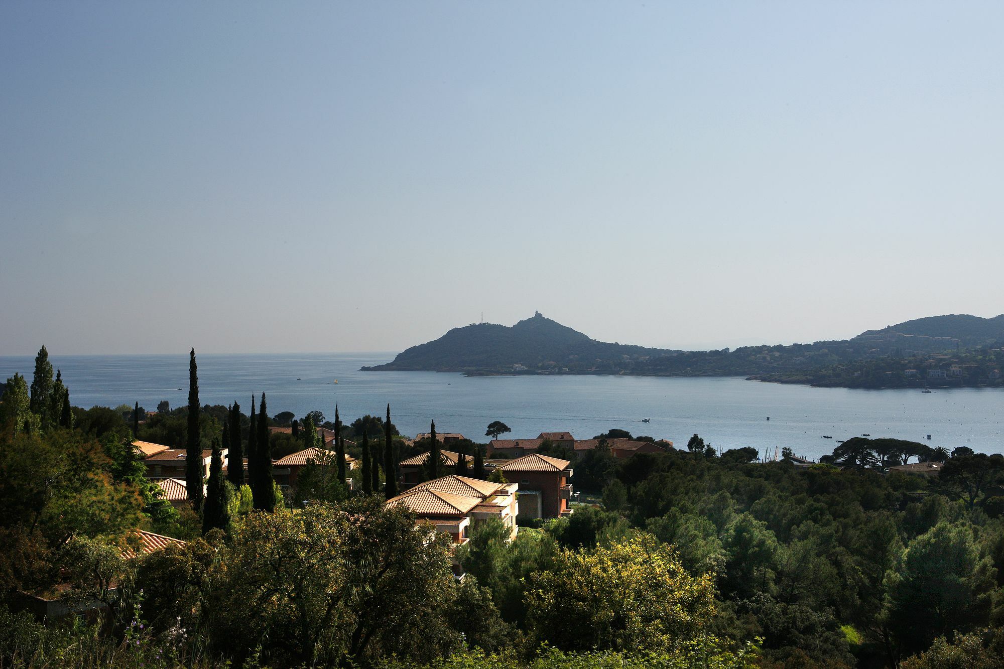 Village Club Les Mas De L'Esterel Saint-Raphaël Exterior foto