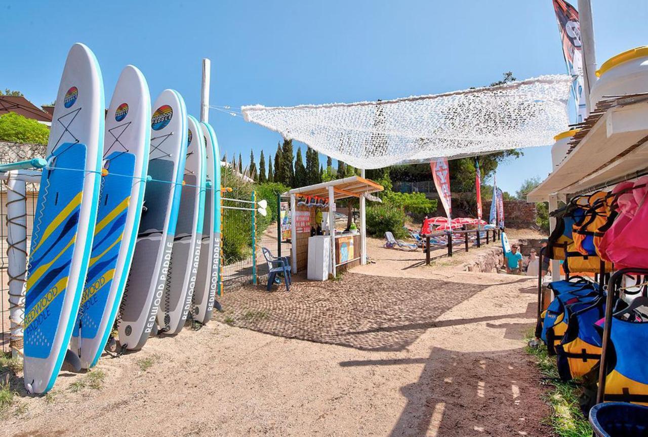 Village Club Les Mas De L'Esterel Saint-Raphaël Exterior foto